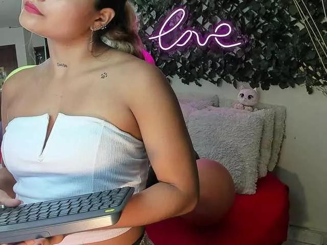 DestinyHills on BongaCams 