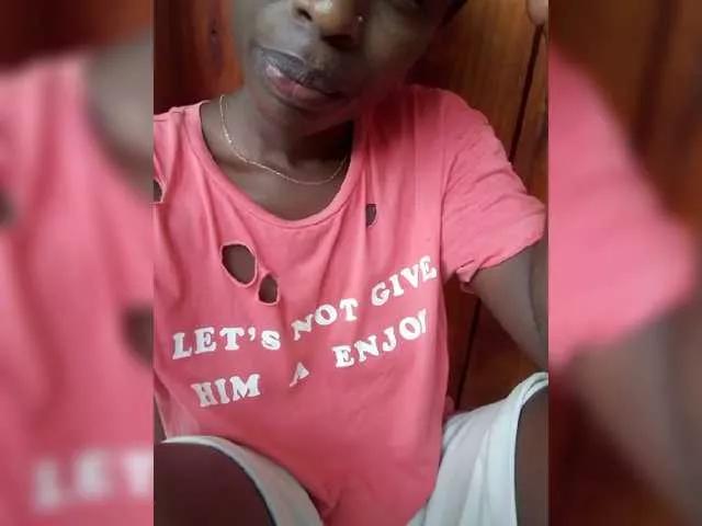 Divaslutty on BongaCams 