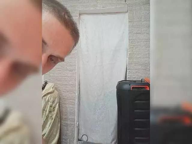 Dmeesk on BongaCams 