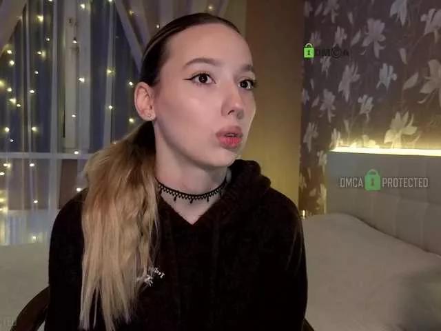 DreameLove on BongaCams 