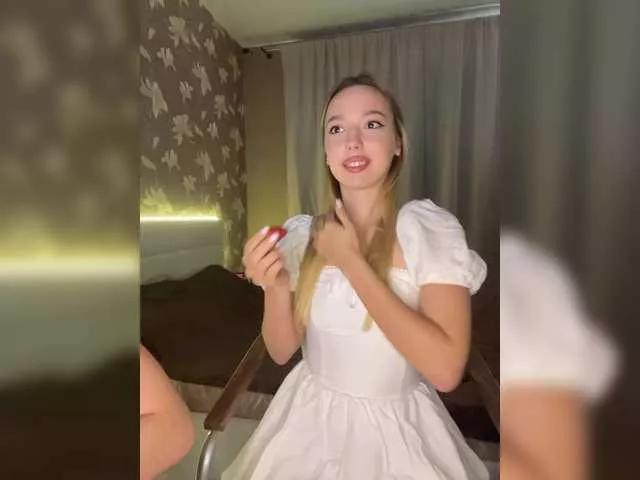 DreameLove on BongaCams 