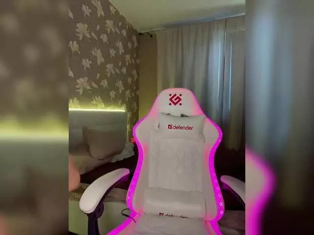 DreameLove on BongaCams 