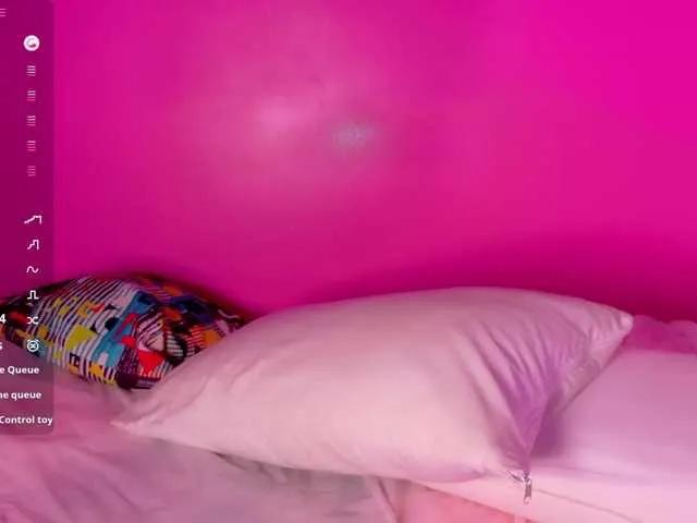 drooling4daddy from BongaCams