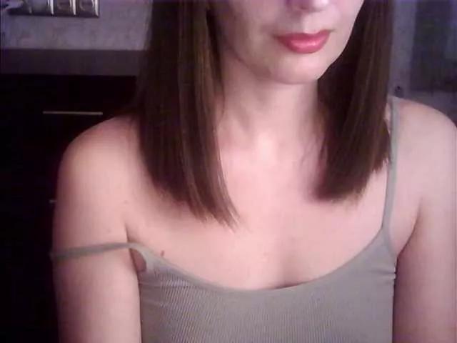Offline droplet83 on BongaCams