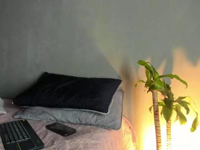 DulceMelodia on BongaCams 