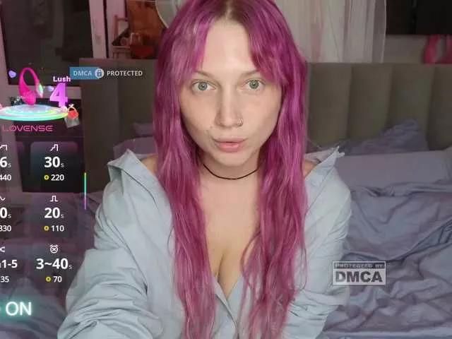 dvenasti on BongaCams 