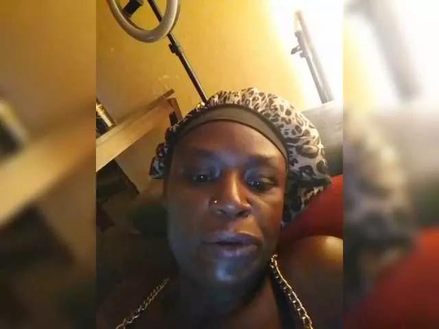 EbonyAshanti on BongaCams 