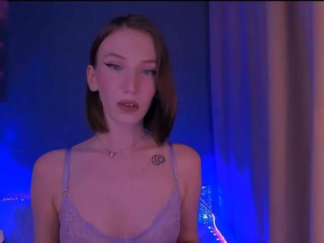 ellaamber on BongaCams 
