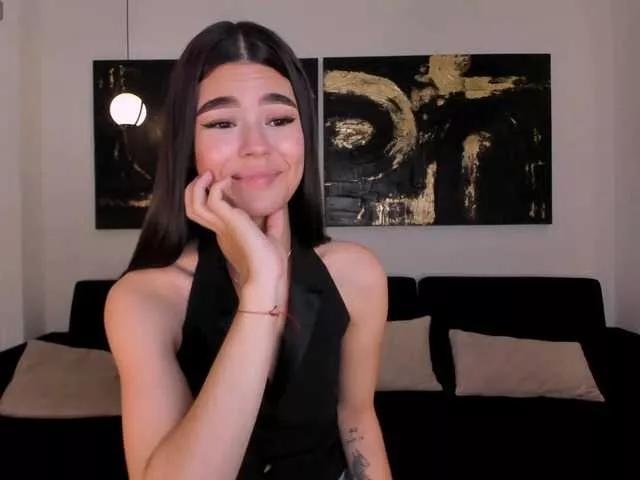 EllieScott on BongaCams 