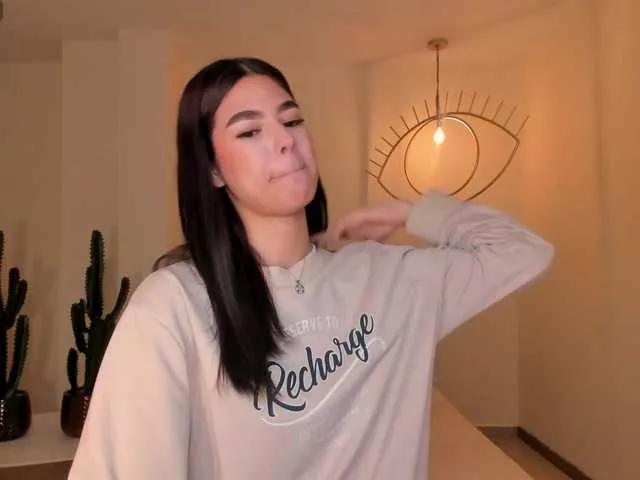 EllieScott on BongaCams 