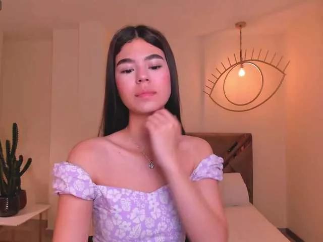EllieScott on BongaCams 