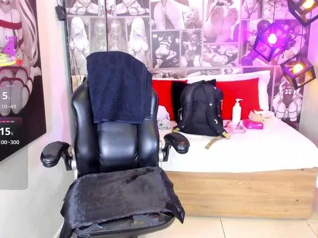 Ema-Greey on BongaCams 