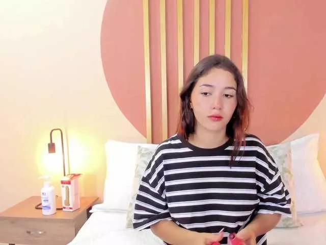 Ema-Greey on BongaCams 