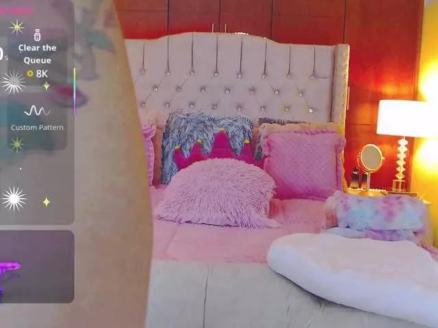EmilyMerbu on BongaCams 
