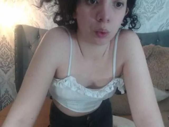 EmmaCowperr on BongaCams 