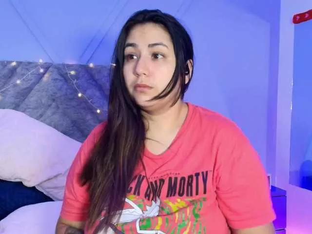 emmajohnss on BongaCams 