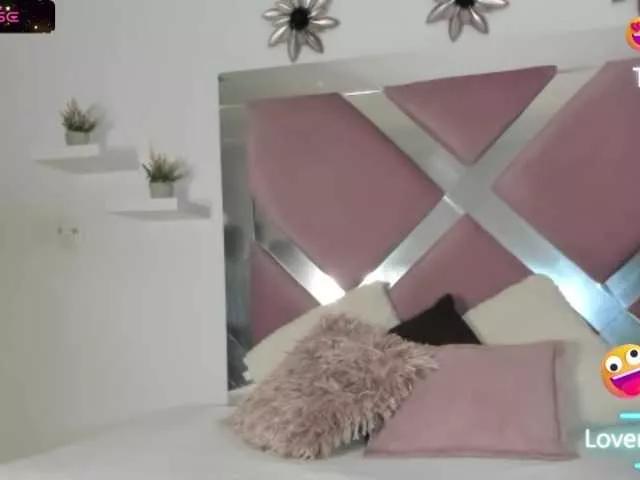 emmyymiller1 on BongaCams 