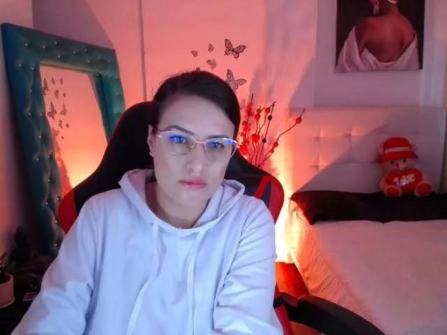 esmeraldaa098 on BongaCams 