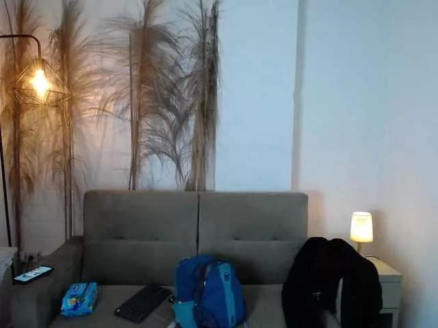 Evangeelin-hills on BongaCams 