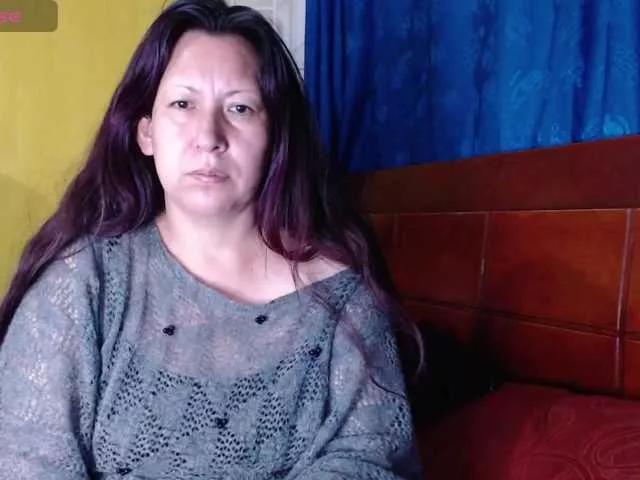 evatoms on BongaCams 