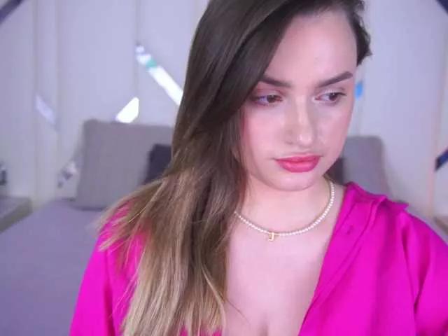 FloraGreys on BongaCams 
