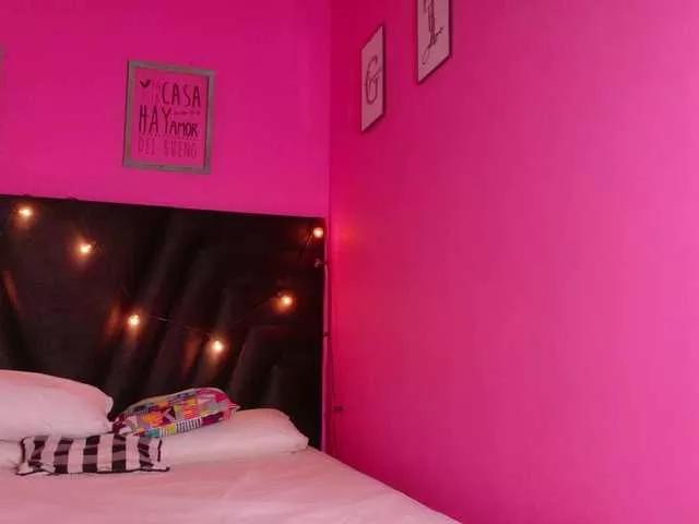 friendsmom on BongaCams 