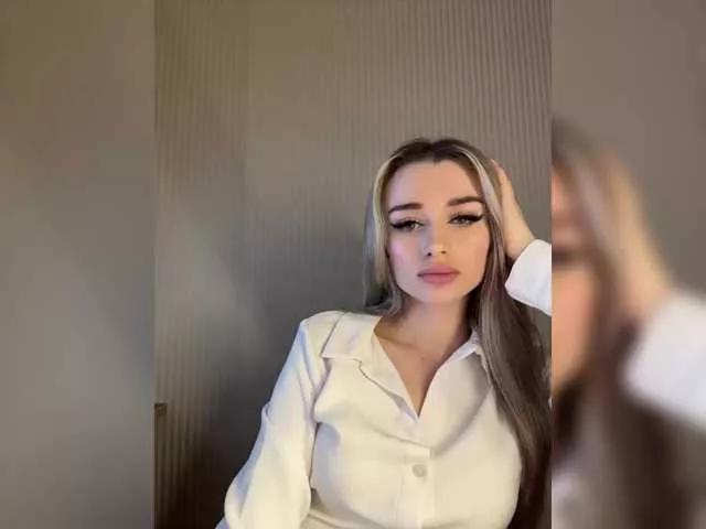 GoldenEmily on BongaCams 