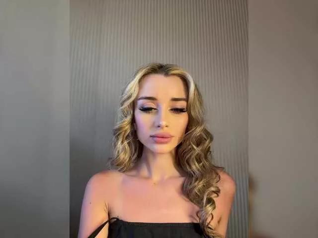 GoldenEmily on BongaCams 