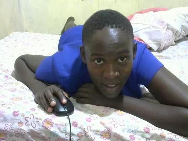 Hotjuicy1 on BongaCams 