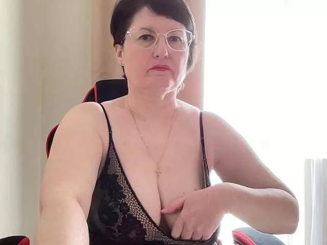 HotMilfPussy on BongaCams 