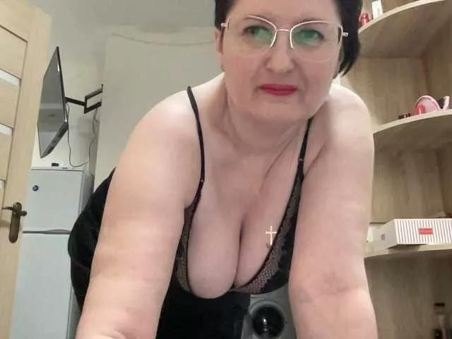HotMilfPussy on BongaCams 