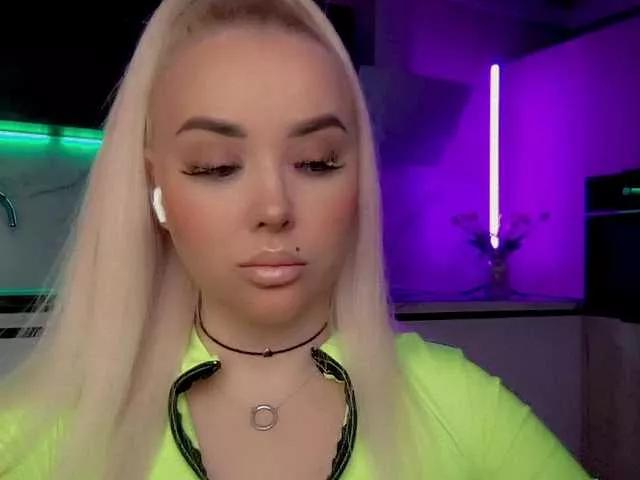 In-your-fucking-mind on BongaCams 