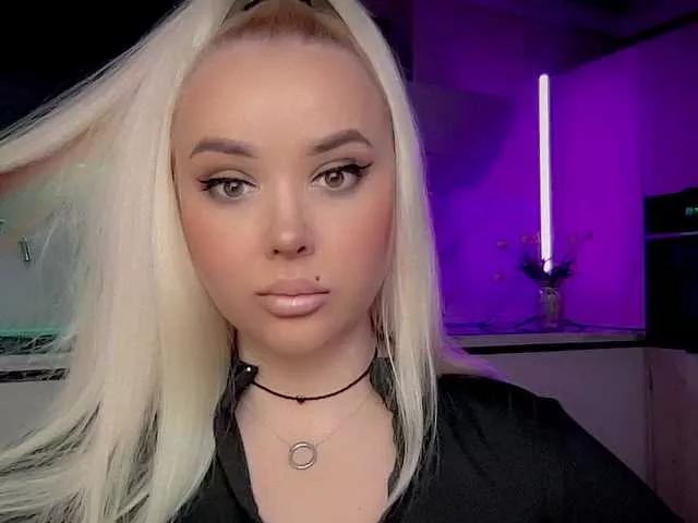 In-your-fucking-mind on BongaCams 