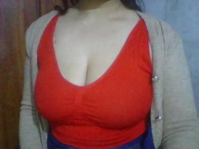 indiagirl50 on BongaCams 