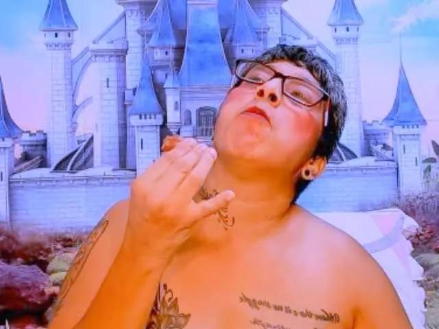 indianroxy on BongaCams 