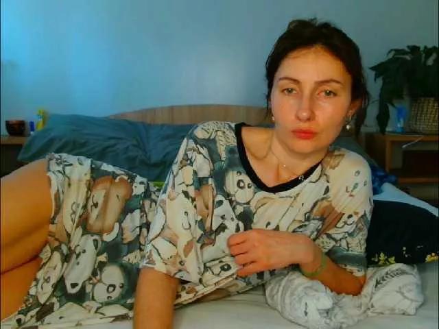 Irina9793 on BongaCams 