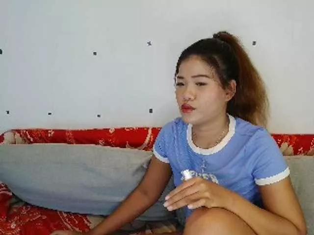 jhongade on BongaCams 