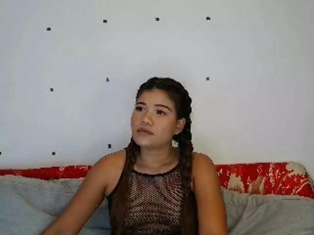 jhongade on BongaCams 