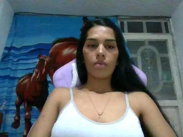 JuanaBrunette on BongaCams 