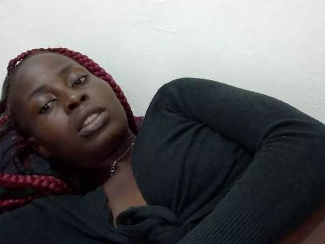 Juicyberry254 on BongaCams 