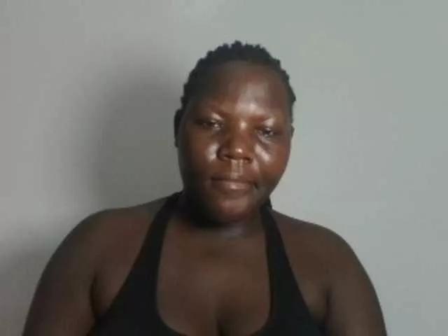 JuicyBlacktits on BongaCams 
