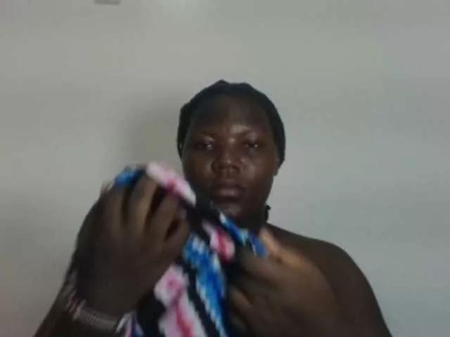 JuicyBlacktits on BongaCams 