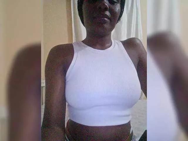 junea on BongaCams 