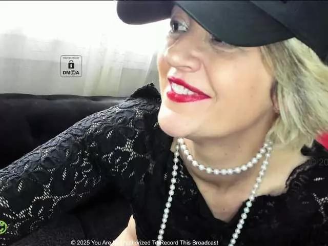 KARINA-S-PALACIOS on BongaCams 