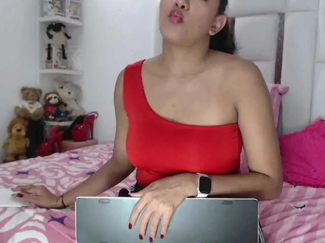 KarlieK on BongaCams 