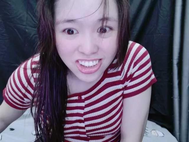 kiki-001 on BongaCams 