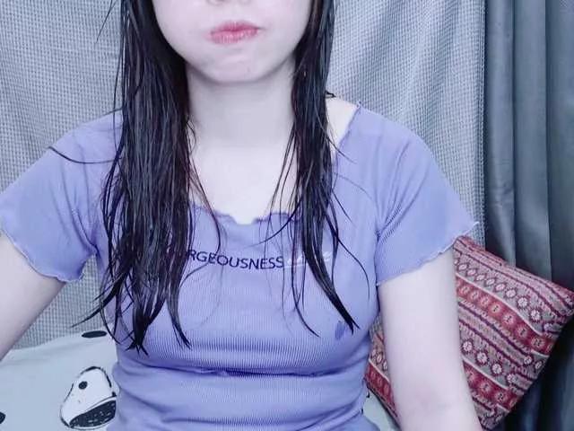 kiki-001 on BongaCams 