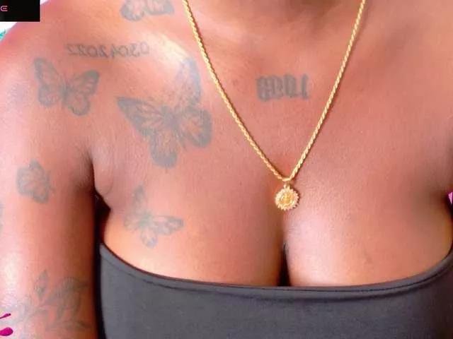kinkyandsavage on BongaCams