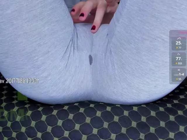 Kira-Kell on BongaCams 