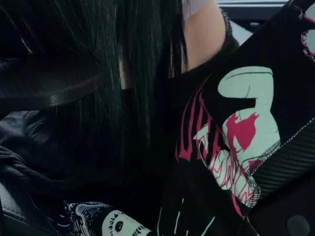 KiraLiLime on BongaCams 